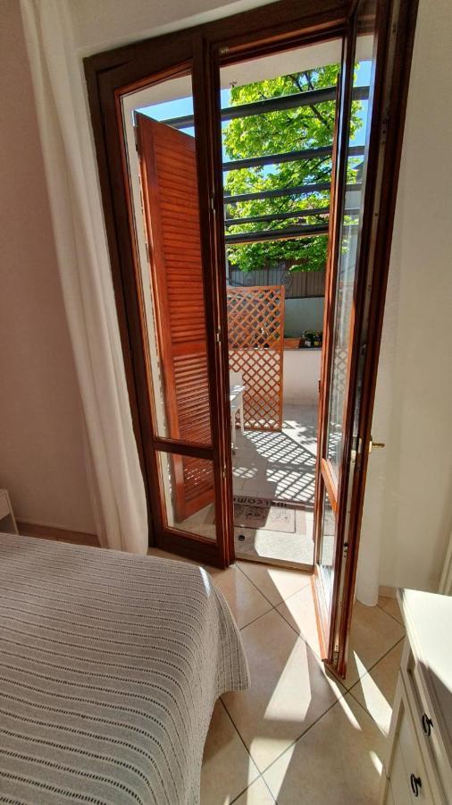 Beb I Portici Bed & Breakfast Cernobbio Exterior foto