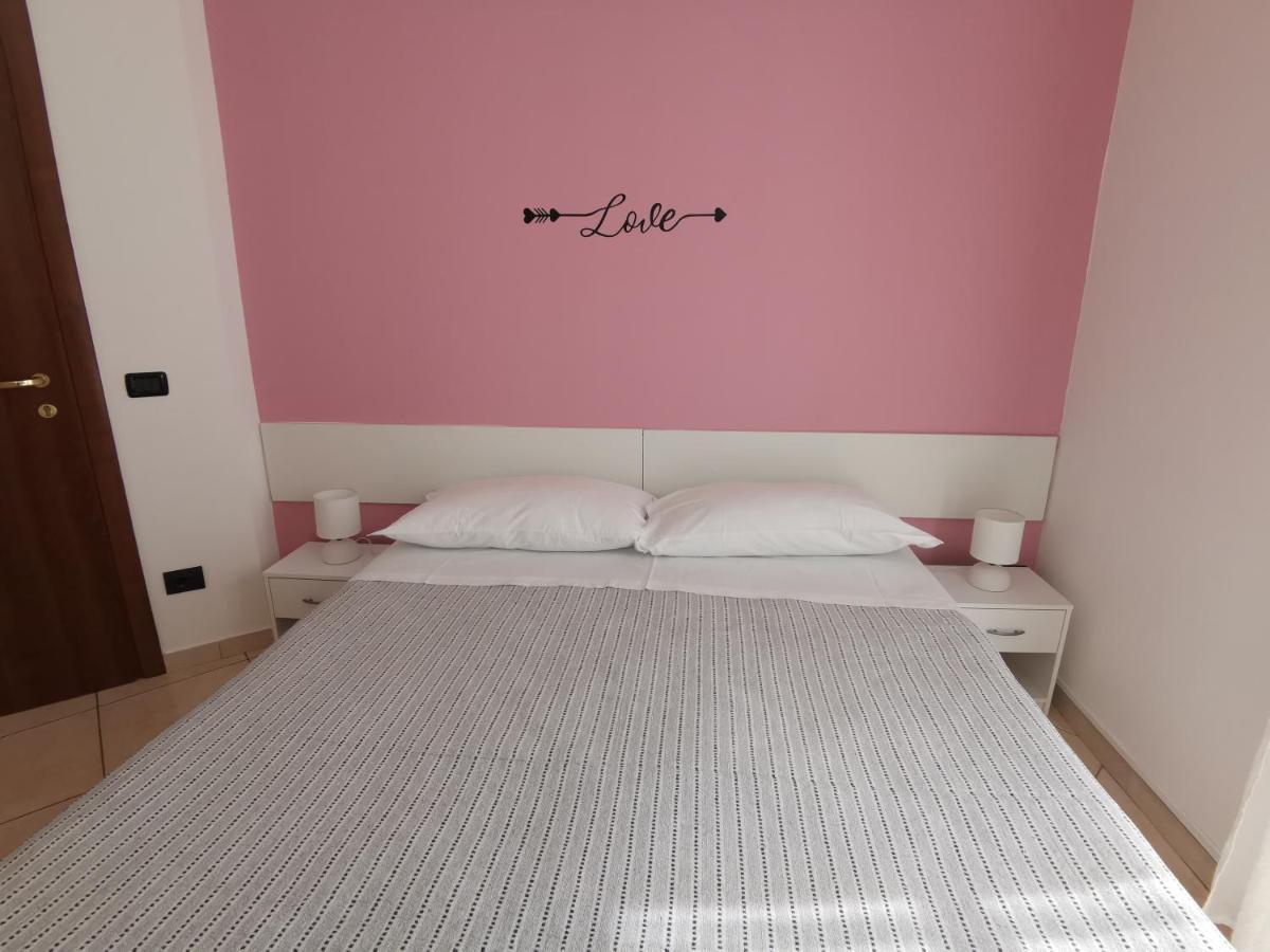 Beb I Portici Bed & Breakfast Cernobbio Exterior foto