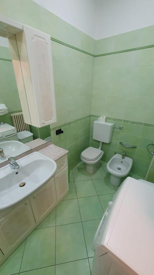 Beb I Portici Bed & Breakfast Cernobbio Exterior foto