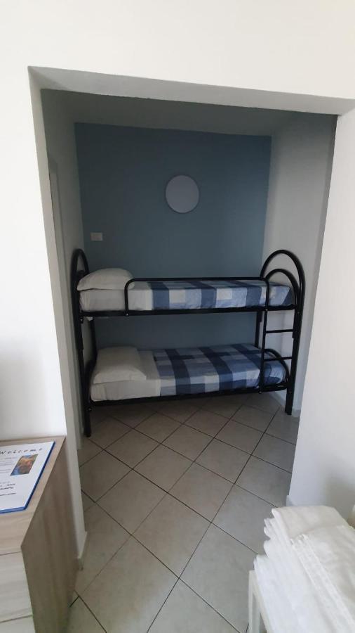 Beb I Portici Bed & Breakfast Cernobbio Exterior foto