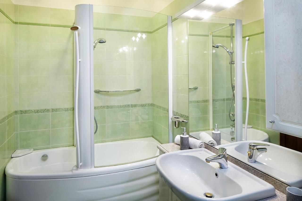 Beb I Portici Bed & Breakfast Cernobbio Exterior foto